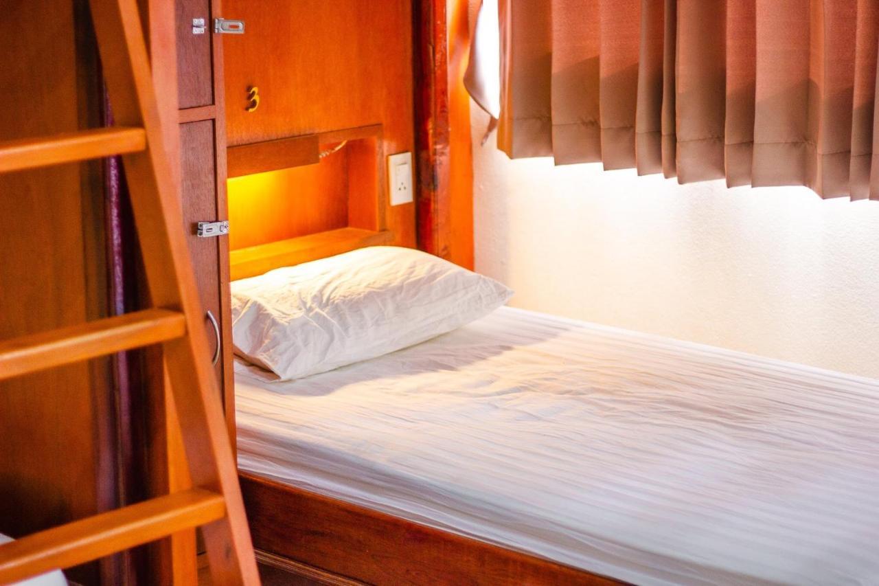 Phangan Barsay Hostel Тонгсала Екстериор снимка