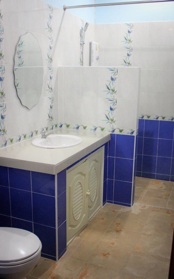 Phangan Barsay Hostel Тонгсала Екстериор снимка