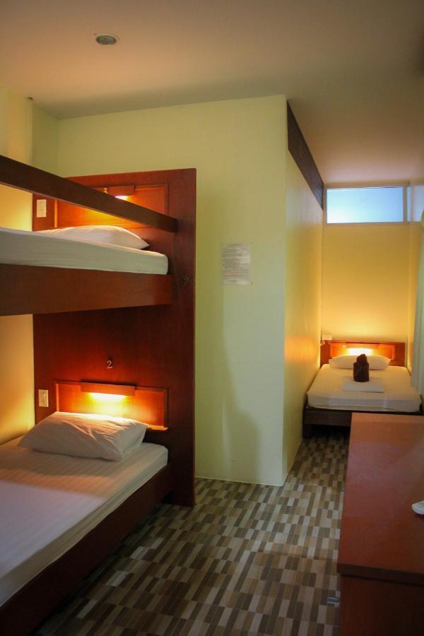 Phangan Barsay Hostel Тонгсала Екстериор снимка