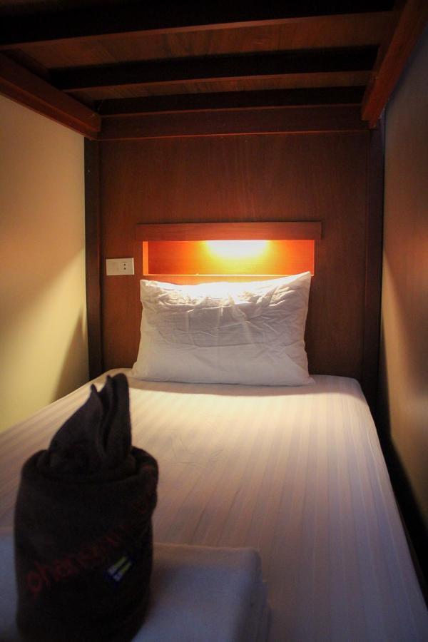 Phangan Barsay Hostel Тонгсала Екстериор снимка