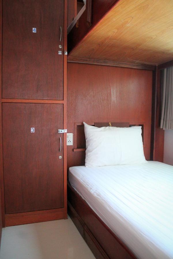 Phangan Barsay Hostel Тонгсала Екстериор снимка