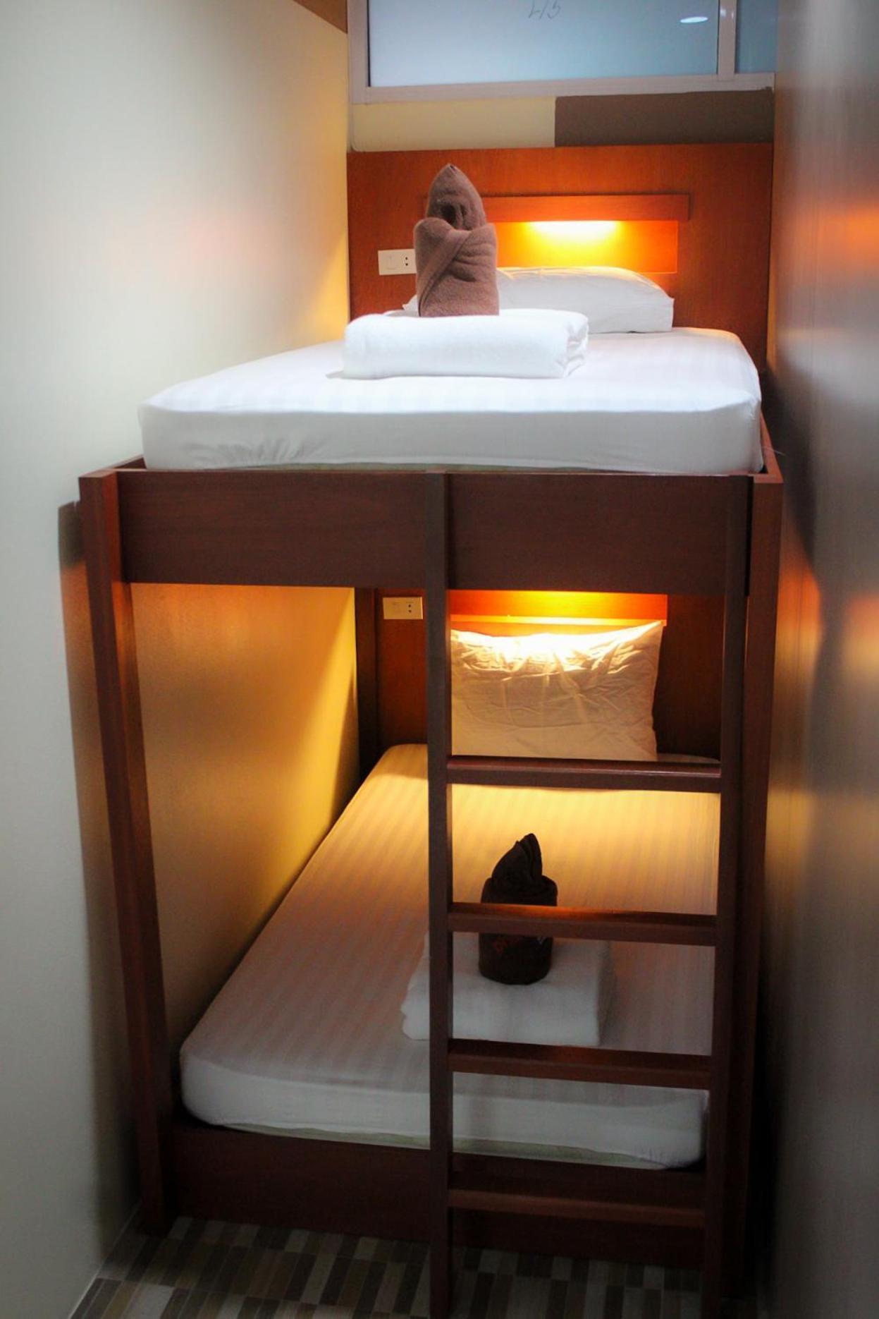 Phangan Barsay Hostel Тонгсала Екстериор снимка
